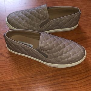 Steve Madden slip on sneakers